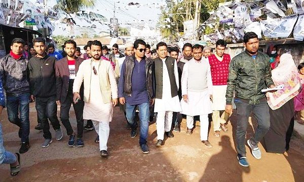 স্বরূপকাঠী পৌরসভার কাউন্সিলর প্রার্থী বাবু কৃষ্ণ কান্ত’র শেষ মুহুর্তের নির্বাচনী জনসমর্থনে এগিয়ে