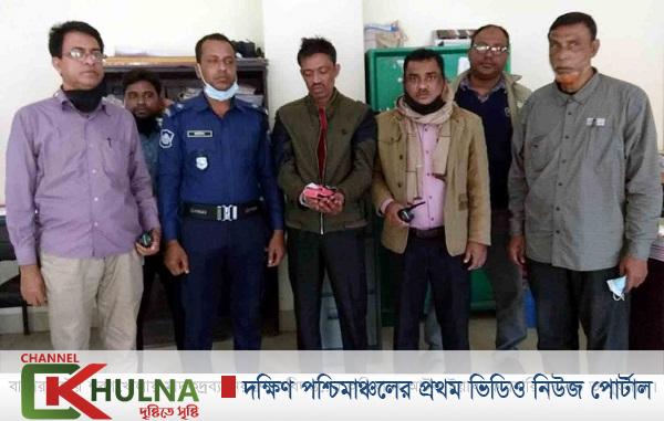 বাগেরহাটে ৫৩২ পিচ ইয়াবাসহ মাদক ব্যবসায়ী গ্রেফতার