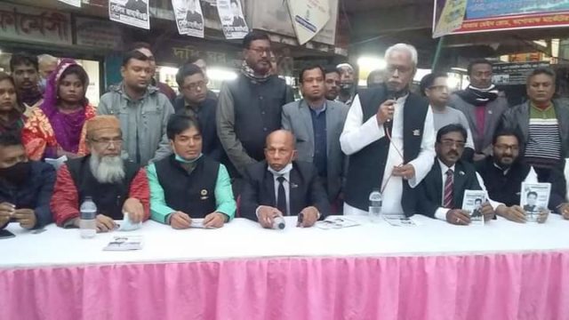 পাইকগাছায় নৌকা প্রতীকের প্রচারণায় জেলা ও মহানগর আওয়ামী লীগ নেতৃবৃন্দ