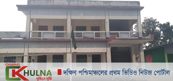 মোল্লাহাট উপজেলা হেডমাস্টার তার নিজস্ব লোককে সভাপতি করার পরিকল্পনা