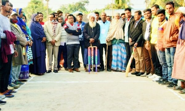 পাইকগাছায় ১৬ দলীয় মুক্তিযোদ্ধা মাজেদ স্মৃতি মিনি ক্রিকেট টুনামেন্ট অনুষ্ঠিত
