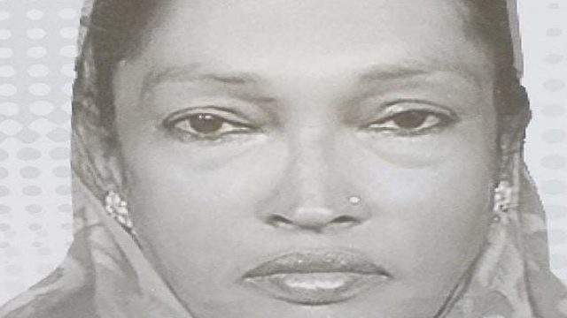 কলারোয়া পৌর নির্বাচনে আবারও প্রতিদ্বন্দ্বিতায় তৃতীয় লিঙ্গের দিথী খাতুন