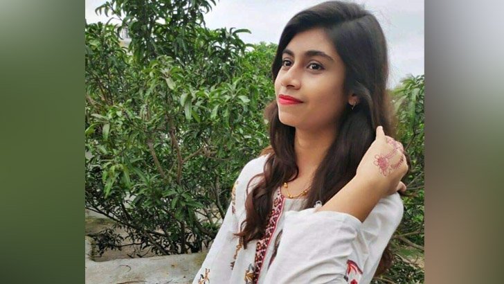 নিজ বাড়িতে ইবি ছাত্রীর ঝুলন্ত লাশ