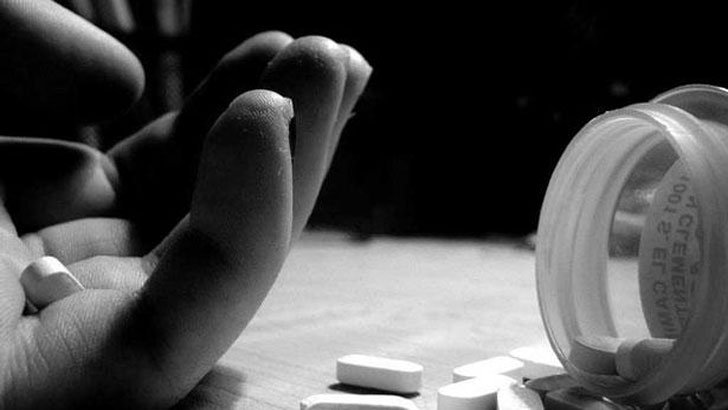 রাজধানীতে চাকরি যাওয়ায় যুবকের আত্মহত্যাচেষ্টা