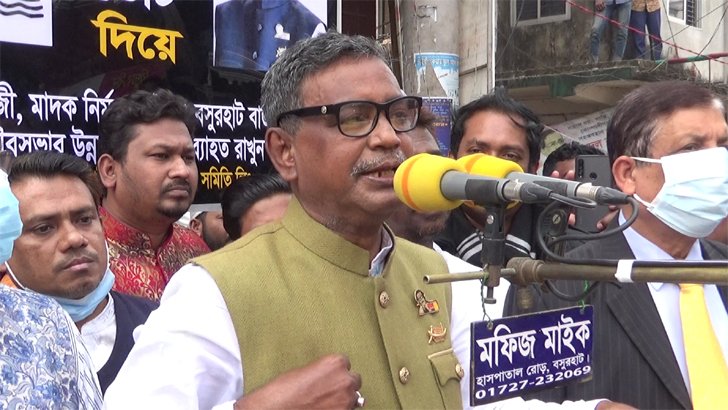 ‘আমি শেখ হাসিনা-সরকারের পক্ষে বলি, সাংবাদিকরা সেগুলো লেখেন না’