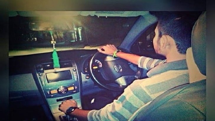 সেই দামি গাড়িটিই ছিল দিহানের মেয়ে পটানোর প্রধান হাতিয়ার