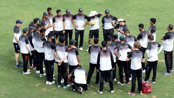 ৩ চমক নিয়ে বাংলাদেশের ওয়ানডে স্কোয়াড ঘোষণা