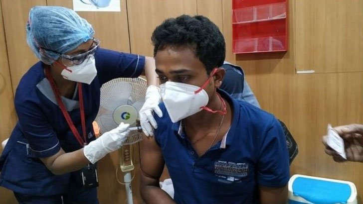 ভারতে টিকা নেয়ার পর ৪৪৭ জনের শরীরে বিরূপ প্রতিক্রিয়া