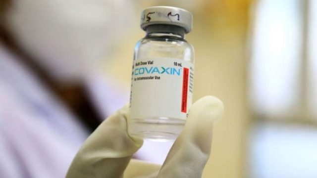 করোনা টিকা গ্রহণের পর দুইজনের মৃত্যু, যা বলছে ভারত