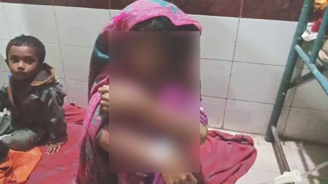 গৃহবধূকে ব্লেড দিয়ে খুঁচিয়ে নির্যাতন: ৩ দিন পর মামলা নিল পুলিশ