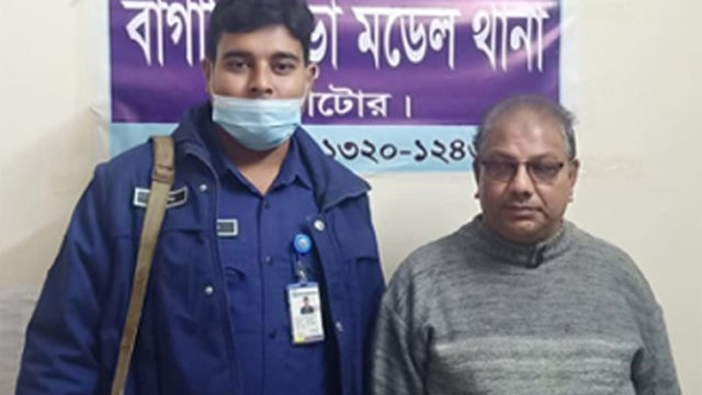 নামের আগে ডা. লিখে চিকিৎসা, ফার্মেসি মালিক কারাগারে