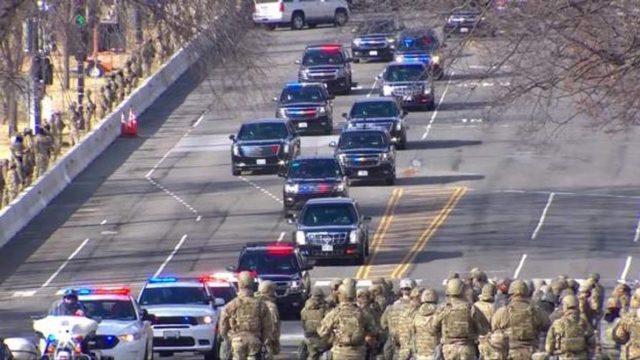 ওয়াশিংটনে ট্রাম্প সমর্থকরা লাপাত্তা, শপথের প্রস্তুতি বাইডেনের