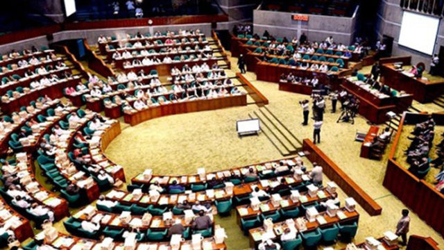 করোনার টিকা বেসরকারিভাবে আমদানির প্রস্তাব সংসদে