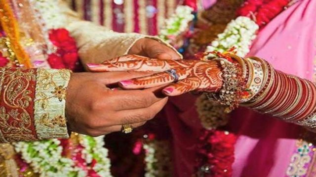 দুধ ভাই-বোনের মধ্যে বিয়ে নয়