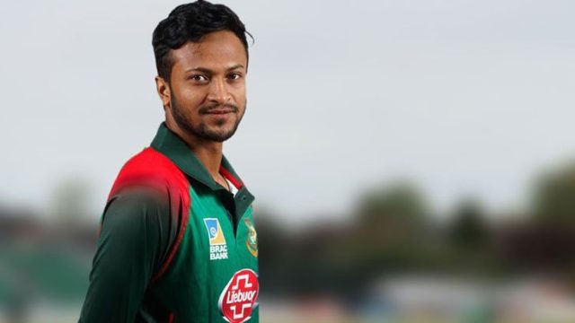 জয়সুরিয়াকে ছাড়িয়ে গেলেন সাকিব