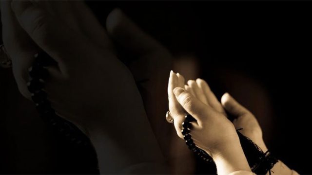 বান্দার ডাকে যেভাবে সাড়া দেন আল্লাহ