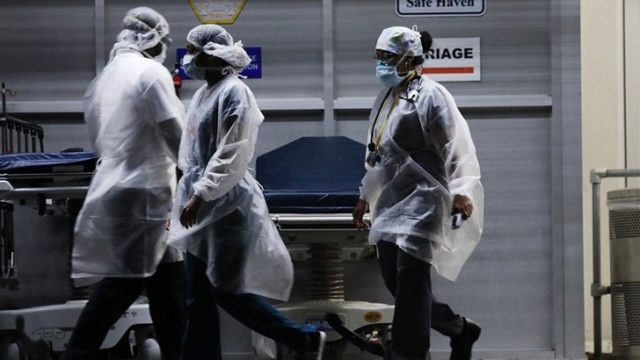 করোনায় তিন মাসে যুক্তরাষ্ট্রে আরও ২ লাখ মানুষ মারা যাবে