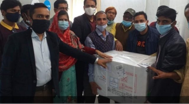 ঝিনাইদহে প্রথম ধাপে ৬০ হাজার ডোজ করোনার ভ্যাকসিন পৌঁছেচে