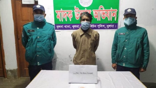 কেএমপির’ মাদক বিরোধী অভিযানে গ্রেফতার ৩