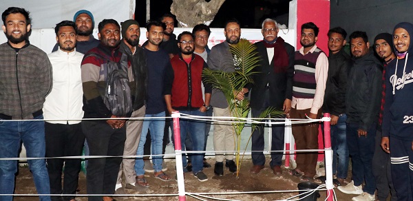 উদীয়মান যুব সমাজের উদ্যোগে খালিশপুরে বৃক্ষ রোপণ কর্মসূচির উদ্বোধন