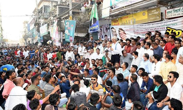 চুপ করে থাকলে দেশের স্বাধীনতা ও গণতন্ত্র থাকবে না : ব্যারিস্টার শাহজাহান ওমর বীর উত্তম