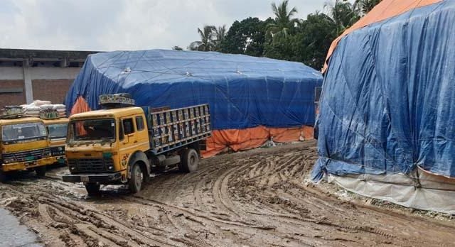 তিন বছরেও তিন কোটি টাকার টিএসপি সার বুঝিয়ে দেয়নি পরিবহন ঠিকাদার