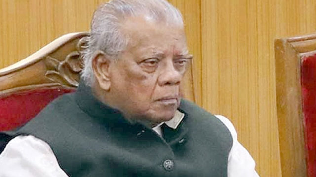 টিকা নিলেন আ.লীগের জ্যেষ্ঠ নেতা আমু