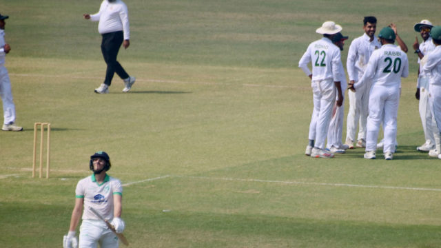 সাইফ-তানভীরের কল্যাণে চট্টগ্রামে বাংলাদেশের দিন