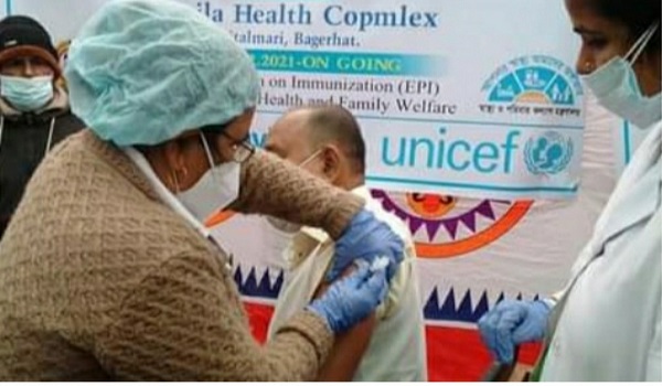 চিতলমারীতে করোনা ভ্যাকসিন প্রদান কার্যক্রমের উদ্বোধন