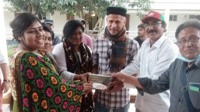 দর্শনা অনির্বাণ থিয়েটারের বার্ষিক বনভোজন সম্পন্ন