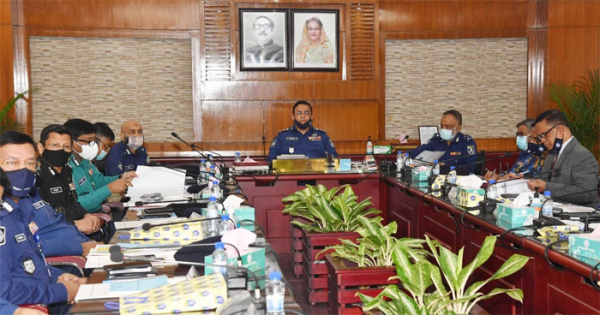 পেশীশক্তি নয়, পু‌লি‌শের কা‌জে আইনি সক্ষমতা প্র‌য়োগে জোর আইজিপির