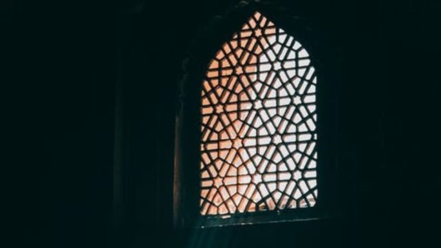 মিথ্যাবাদীর ইবাদত আল্লাহর দরবারে মূল্যহীন