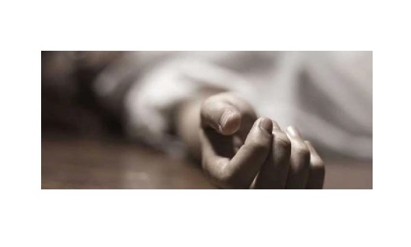 মোবাইলে কথা বলতে বলতে আ’লীগ নেতার মৃত্যু