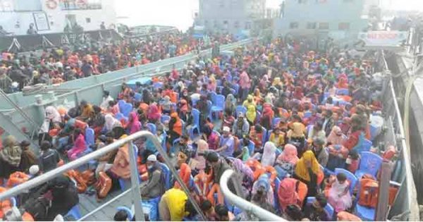 ভাসানচরের পথে আরও ১০১১ রোহিঙ্গা