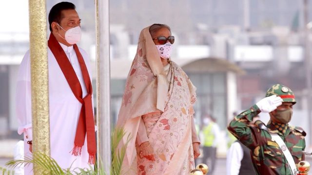 জাতীয় স্মৃতিসৌধে শ্রীলঙ্কার প্রধানমন্ত্রীর শ্রদ্ধা