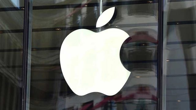 চার্জার ও হেডফোন না থাকায় অ্যাপলকে জরিমানা