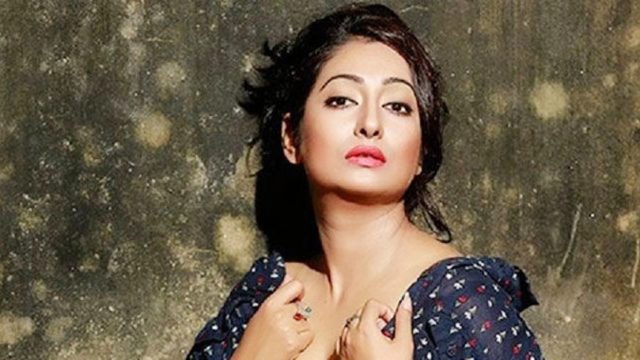 স্বর্ণায় প্রতারিত আরও ডজনখানেক নাম পেয়েছে পুলিশ