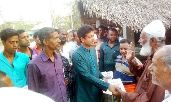 মোরেলগঞ্জে কৃষকলীগ নেতার গনসংযোগ ও মতিবিনিময় সভা