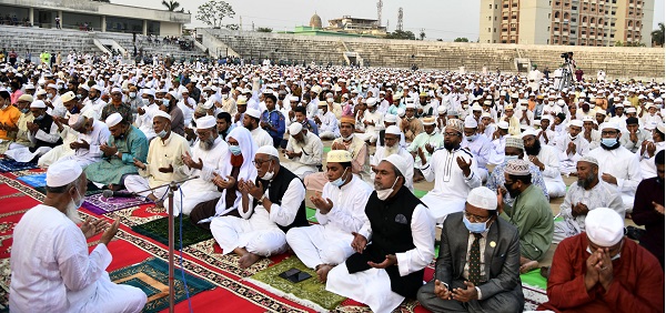 খুলনায় বঙ্গবন্ধুর জন্মবার্ষিকী উদযাপনে দোয়ায় শামিল হলেন ৬৬৬৬ আলেমসহ পাঁচ লক্ষাধিক মানুষ