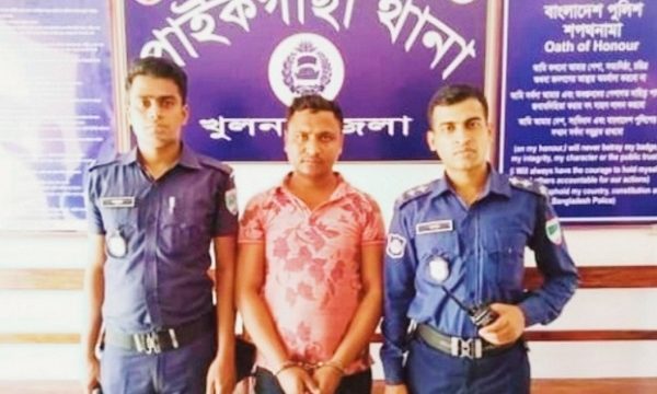 পাইকগাছায় প্রথম স্ত্রীকে গোপন করে দ্বিতীয় বিয়ের অভিযোগে থানায় মামলা;স্বামী শ্বাশুড়ী আটক