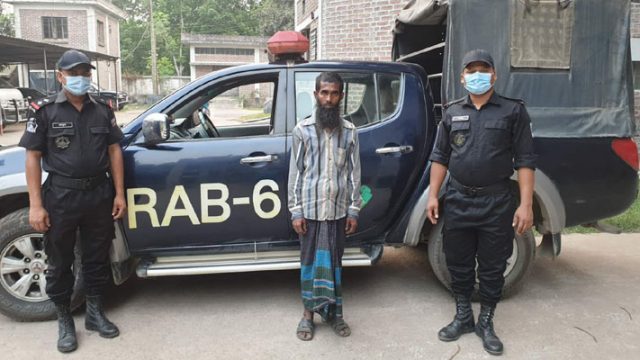 ঝিনাইদহে একাধিক মামলার সাজাপ্রাপ্ত পলাতক আসামী গ্রেফতার