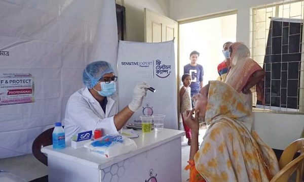 খুলনায় বঙ্গবন্ধুর জন্মশত বার্ষিকীতে দুই হাজার দুস্থ মানুষকে ফ্রী ডেন্টাল চেকাপ
