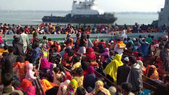 ছয় জাহাজে ভাসানচরের পথে ২২৬০ রোহিঙ্গা