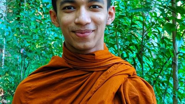 ভাঙচুরেই কি সবকিছুর সমাধান?