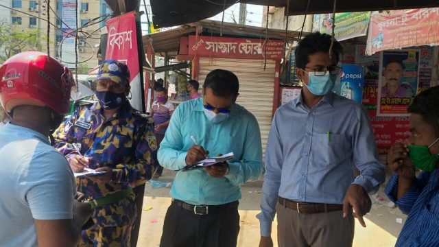 খুলনায় ৩৯ মামলা, ৩০ হাজার সাতশত টাকা জরিমানা