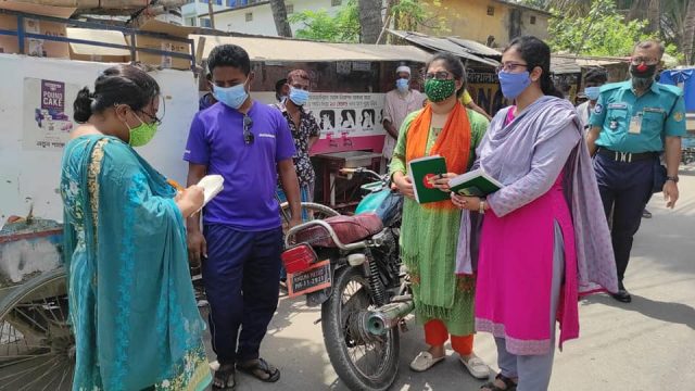 করোনা সংক্রমণরোধে খুলনায় মোবাইল কোর্টের অভিযান  ৫৩টি মামলা