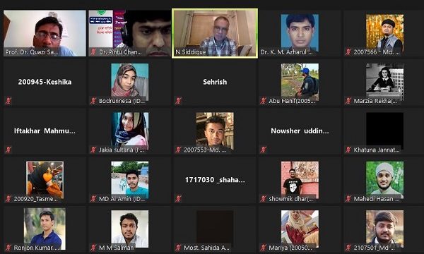 কুয়েটে “Smart Village and Smart City: Perspective Digital Bangladesh” শীর্ষক কর্মশালা অনুষ্ঠিত