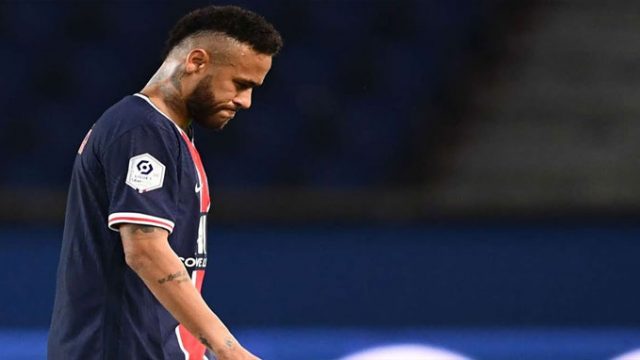 ফাইনালে নিষিদ্ধ নেইমার!