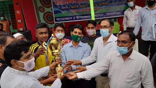 যুবসমাজকে শারিরিক ও মানসিক ভাবে উন্নত করতে হলে খেলার কোনো বিকল্প নাই: সালাম মূর্শেদী এমপি