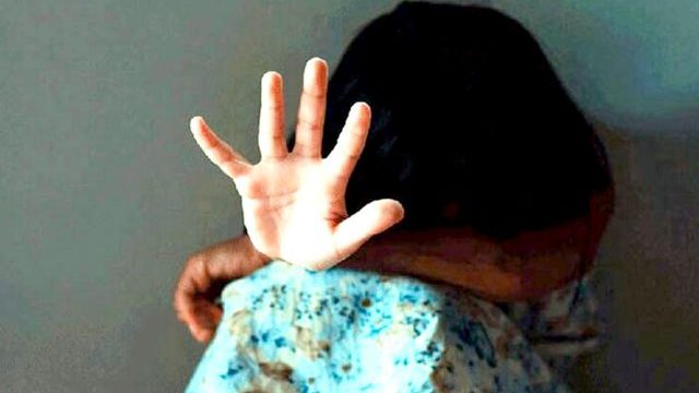 মোরেলগঞ্জে শিশুকে ধর্ষণ চেষ্টায় ভ্যানশ্রমিক আটক